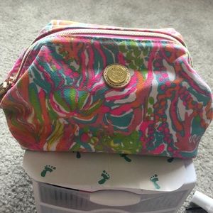 Lilly Pulitzer makeup bag